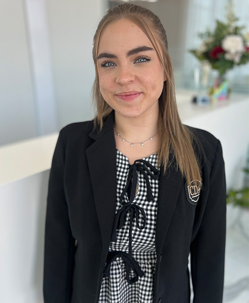 Khloe-Phone-Concierge